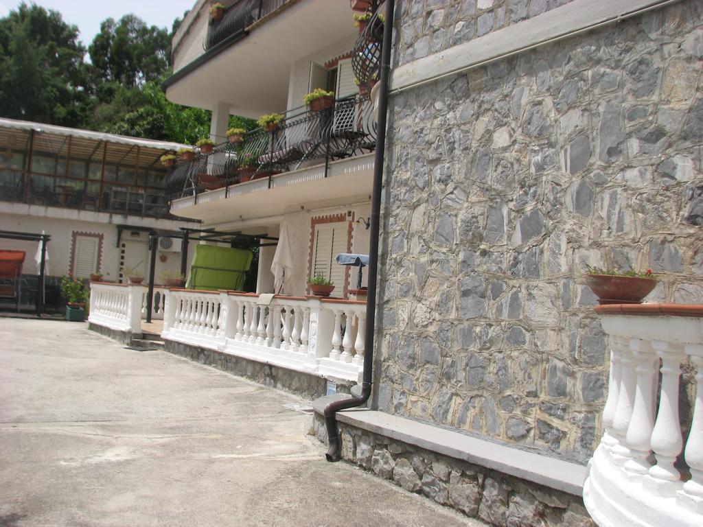 Elios Residence Hotel ซาปรี ภายนอก รูปภาพ